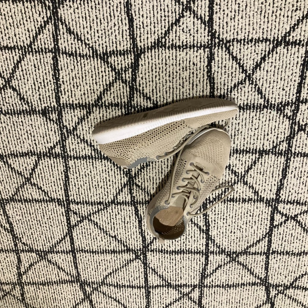 Nurture sneakers. Size 9